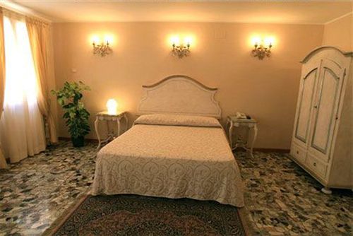 Mercurio Hotel Venecia